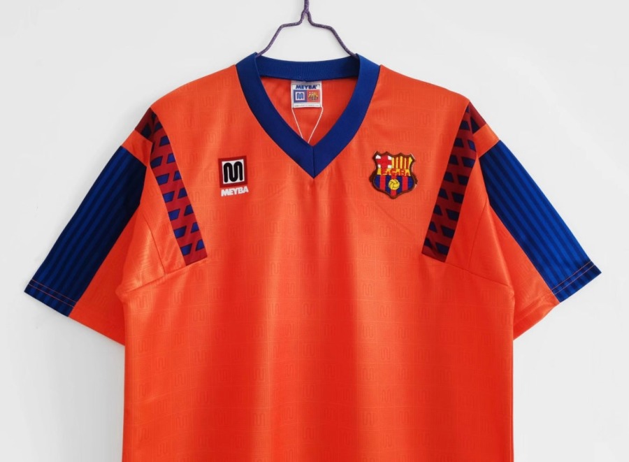 FullSizeRender_27285e14-49e3-430e-b15c-ae58dd342b29.jpg Maillot FC Barcelone Extérieur 1991/92