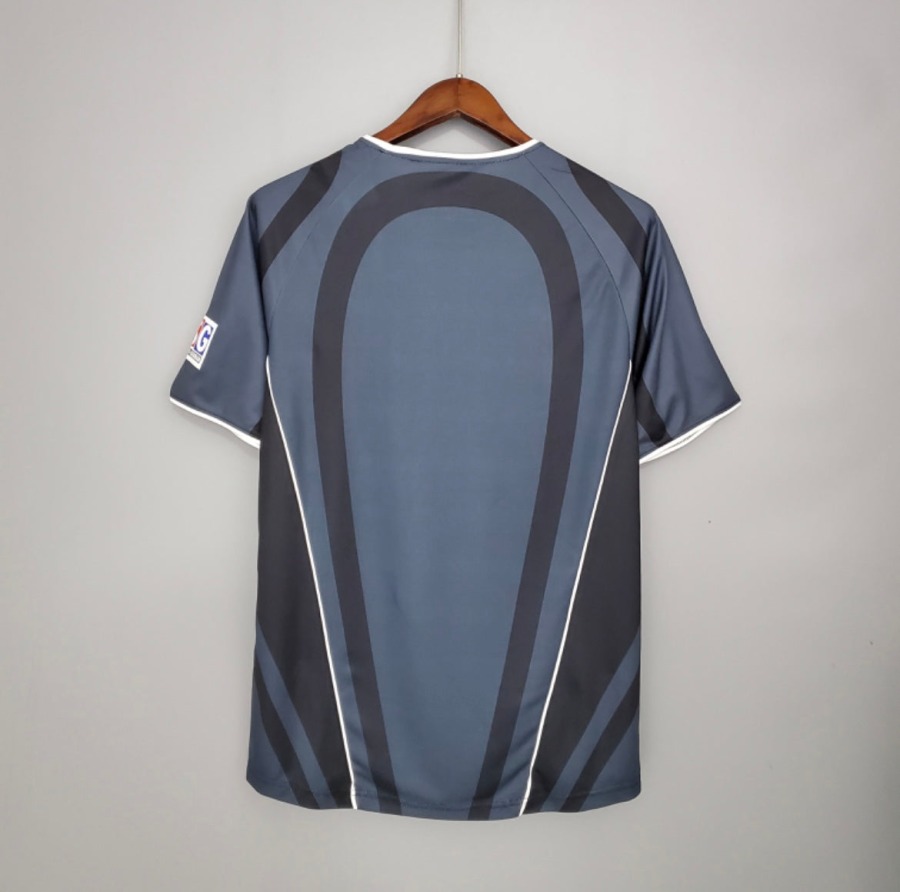 FullSizeRender_8414c366-e9c9-4d69-9ad4-3ee0ccc65f97.jpg Maillot PSG Third 2001/02