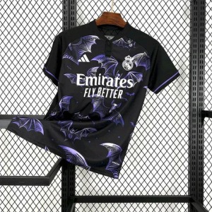 IMG-6225_540x_e6ed98e9-41bb-4864-aa33-66664413e0ab.jpg Maillot Real Madrid Édition Spéciale 2024/25