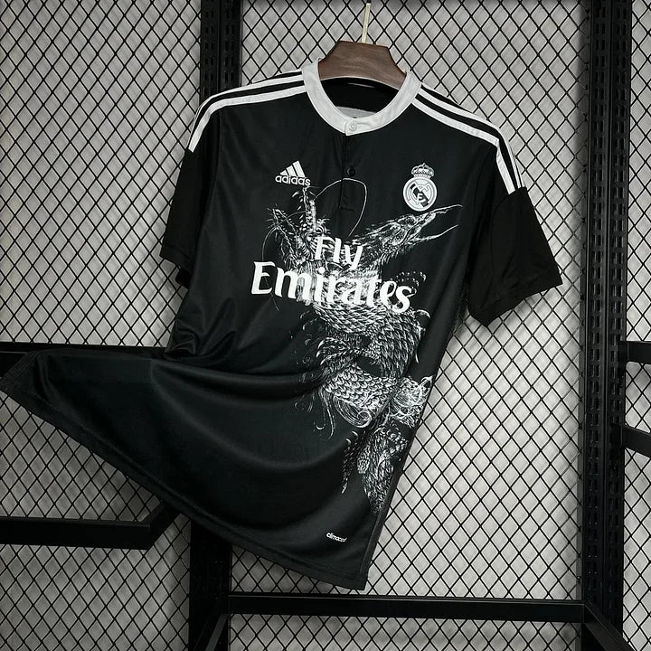 a07b8c7af2152ac582c8cae17d3abbb2.jpg Maillot Real Madrid Rétro 2014-2015