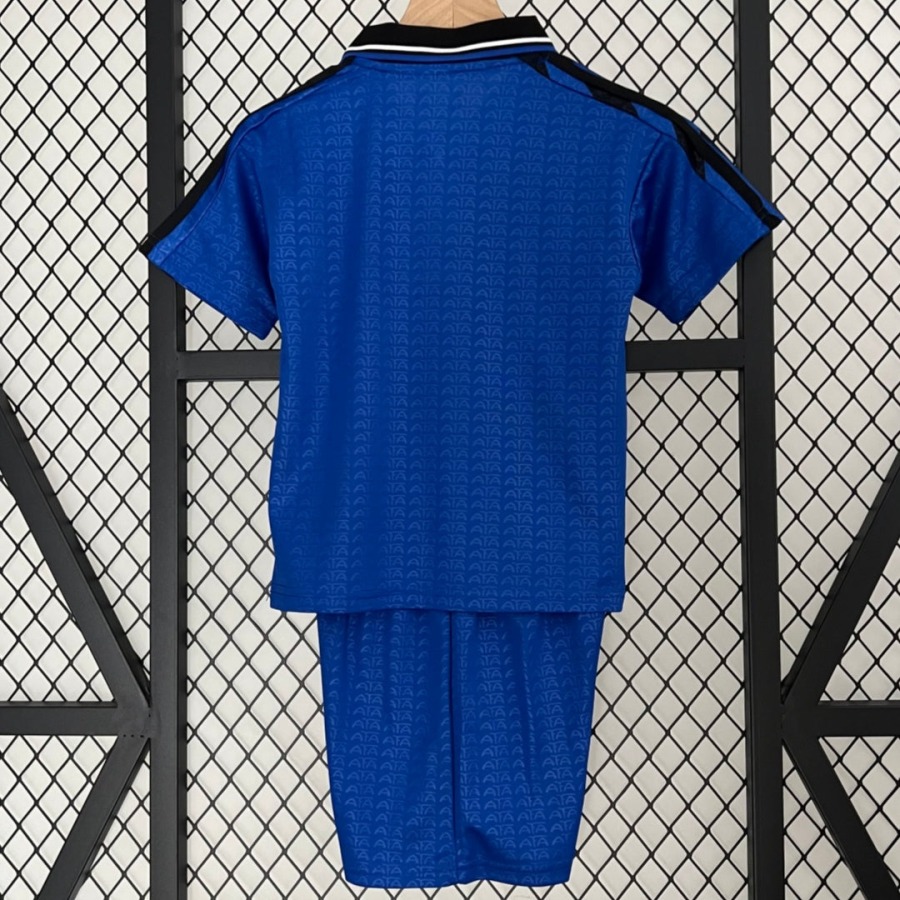 d8d4d95637eddf16c1a37167cd72820f.jpg Maillot Argentine Domicile 2005-2006 Enfant Rétro