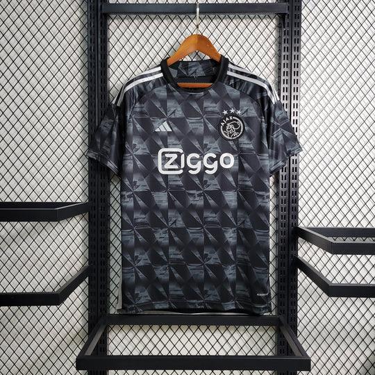 e07b21ff_540x_0cf212f2-806a-4654-bb52-324e76ef31f1.jpg Maillot Ajax Third Noir 2023-2024