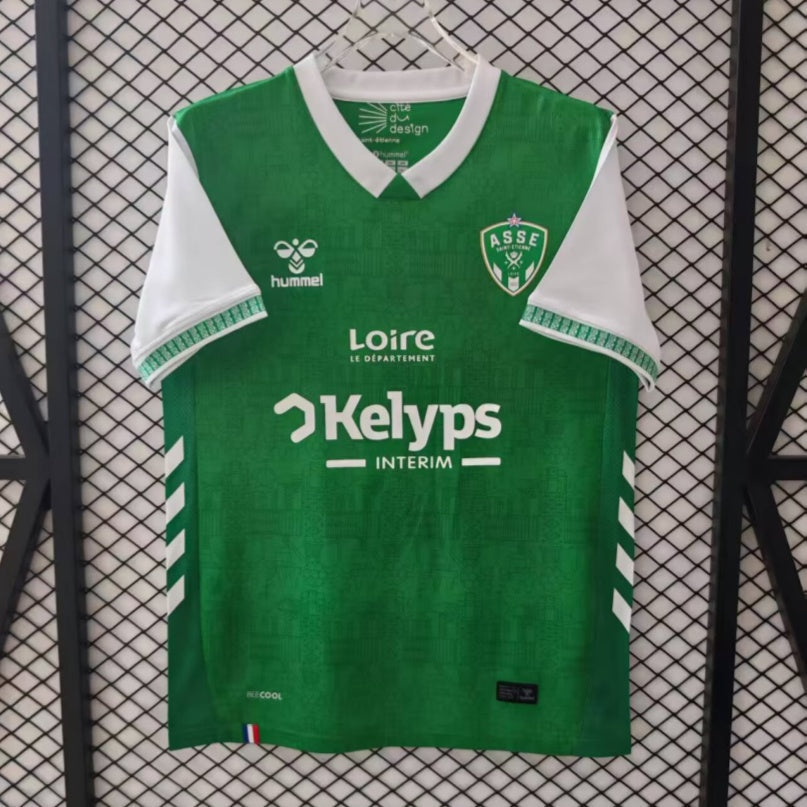 f01080bd3666bb2345709fcb0d397bdd.jpg Maillot Saint-Étienne Domicile 2025/26