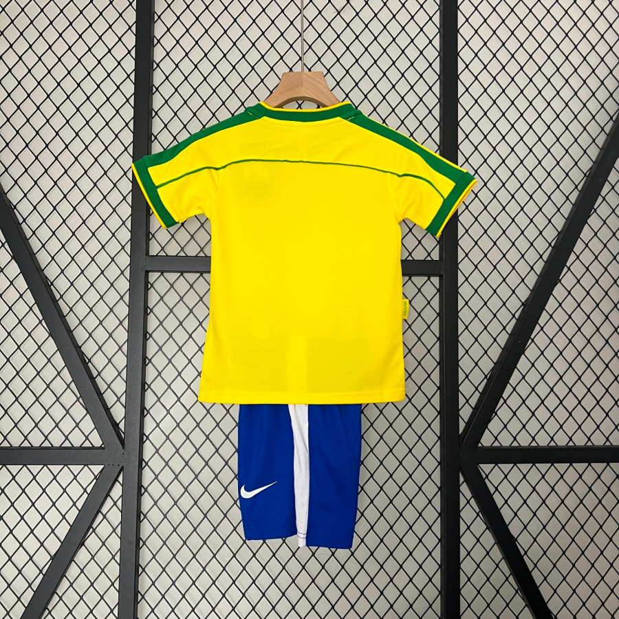 image_56_6a3d618a-7c35-405b-9e5c-3b9efbef02a6.png Maillot Brésil Rétro Enfant 24/25