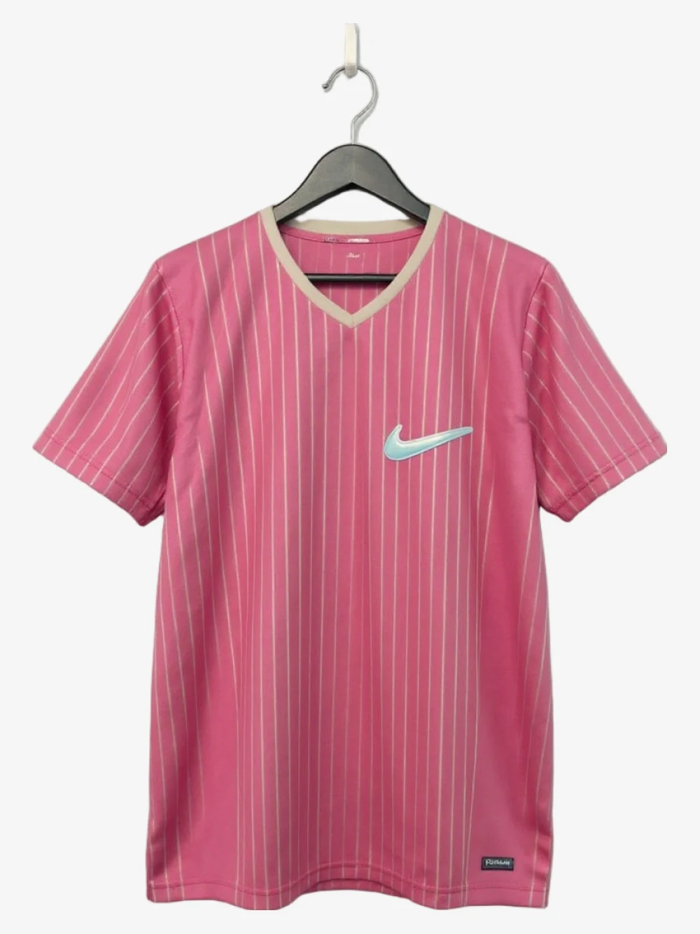 Un maillot Barcelone qui se remarque