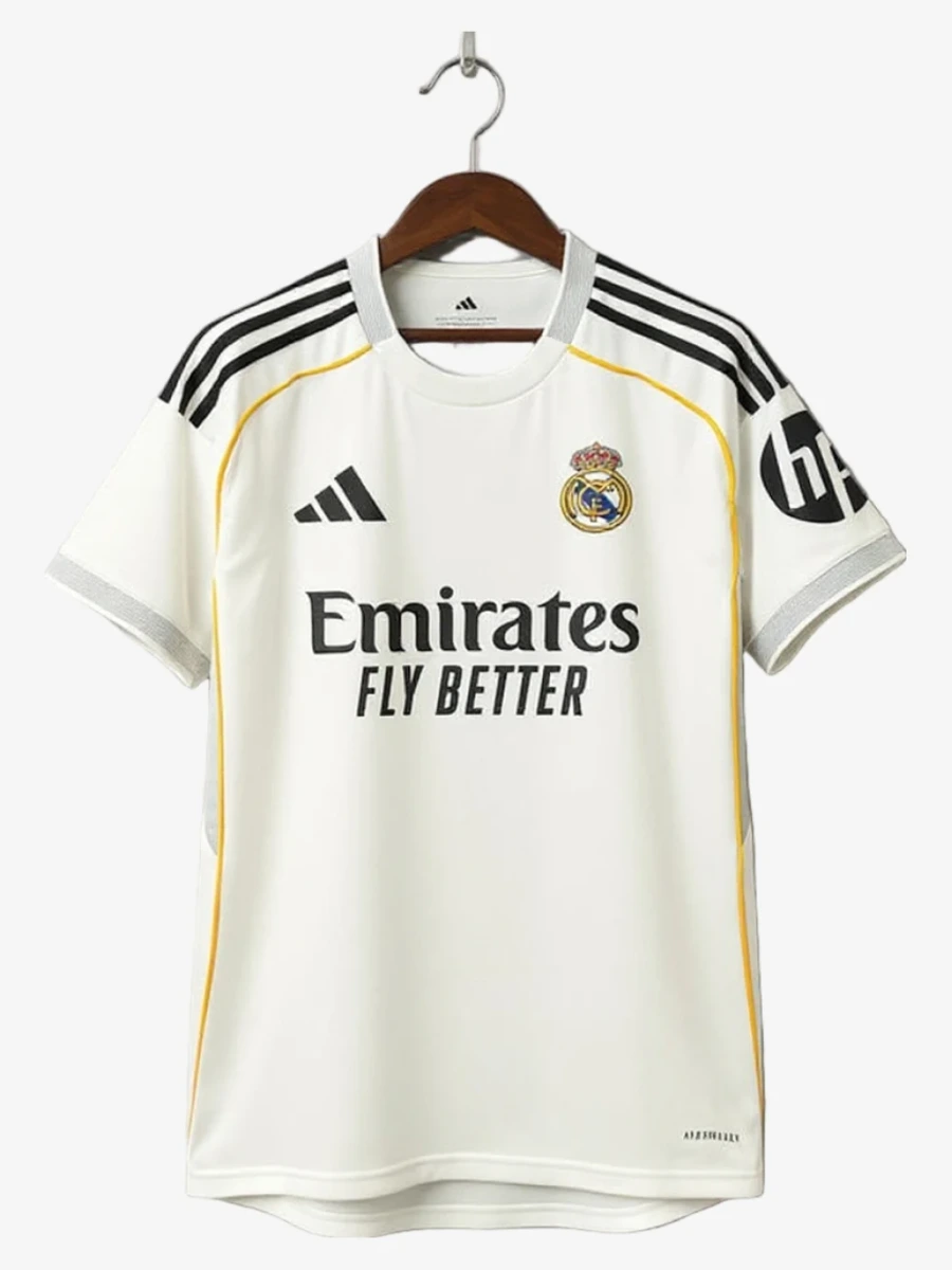 maillot-real-madrid-domicile-2025-2026 studio v12 Maillot Réal Madrid Domicile 2025-2026